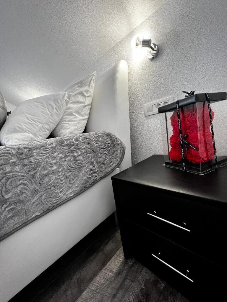 Luxury Apartment Megy โอโทชาส ภายนอก รูปภาพ