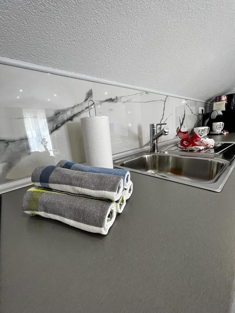 Luxury Apartment Megy โอโทชาส ภายนอก รูปภาพ